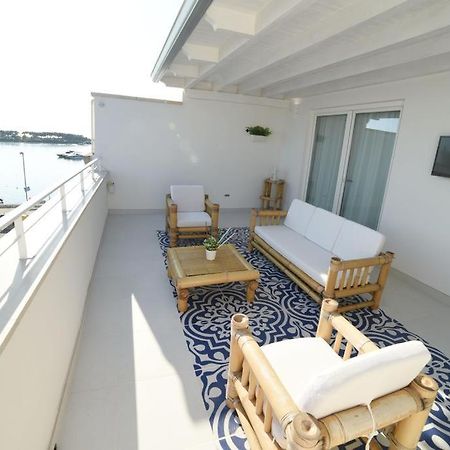 Latino Rent Room B&B Vista Mare Порто-Чезарео Экстерьер фото