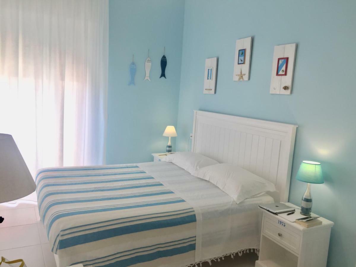 Latino Rent Room B&B Vista Mare Порто-Чезарео Экстерьер фото