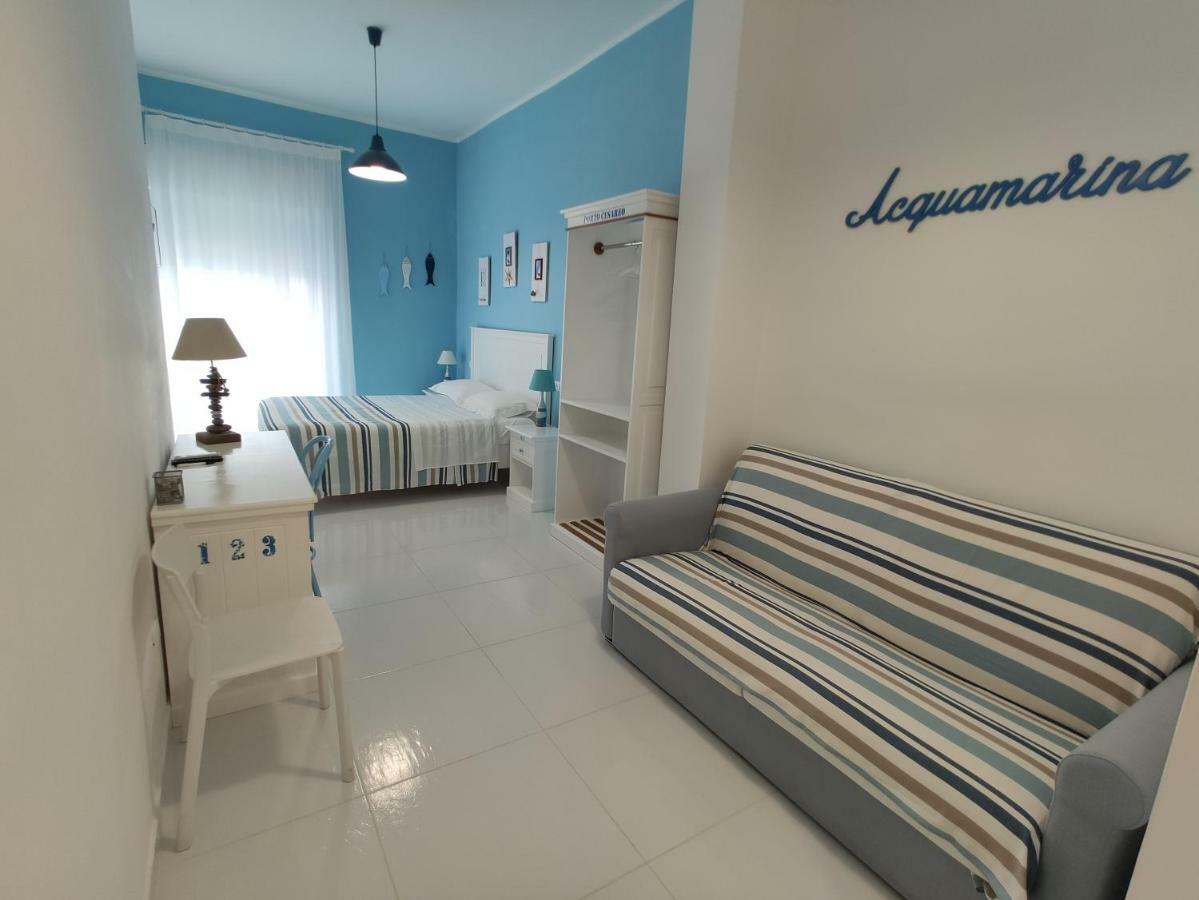 Latino Rent Room B&B Vista Mare Порто-Чезарео Экстерьер фото